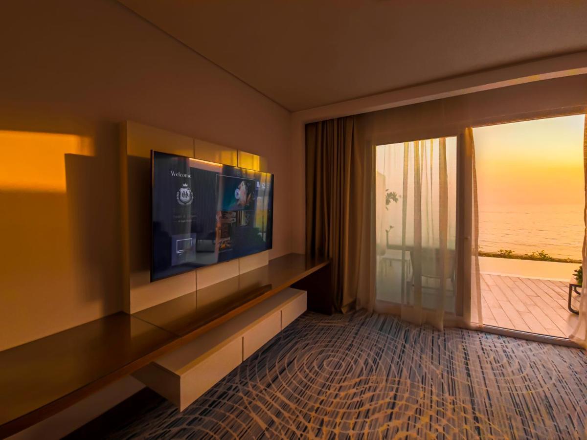 Royal M Al Aqah Beach Resort By Gewan Eksteriør billede A room at the hotel