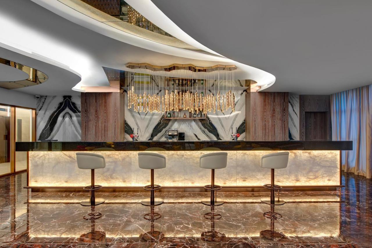Royal M Al Aqah Beach Resort By Gewan Eksteriør billede The bar at the 101 lounge