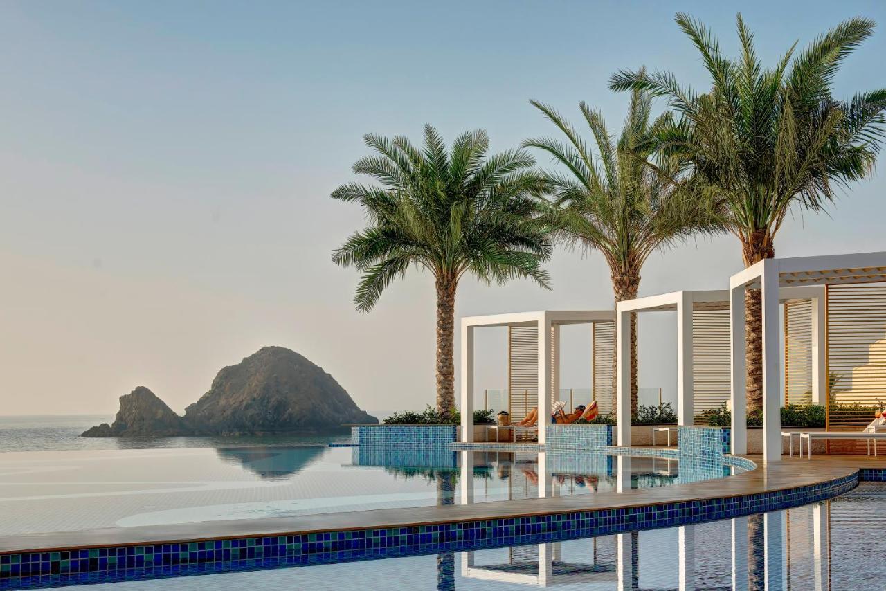 Royal M Al Aqah Beach Resort By Gewan Eksteriør billede The View, The Palm